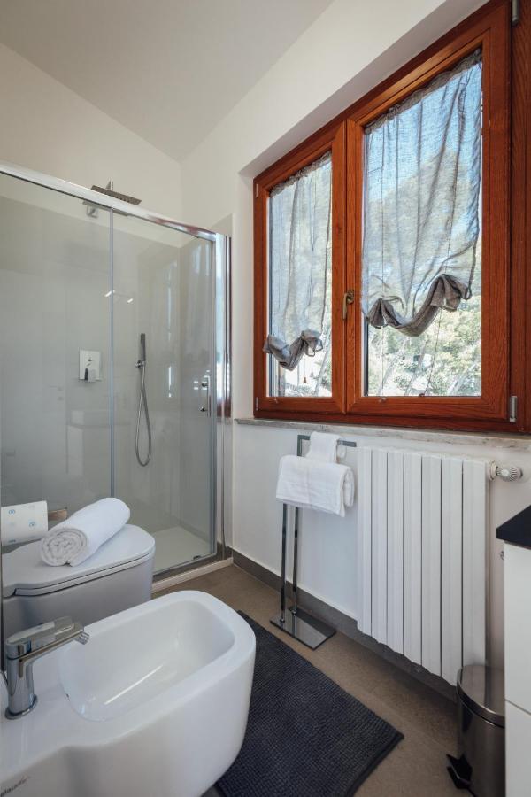 Appartamento In Villa Con Accesso Al Mare, Vista Mozzafiato Palermo Ngoại thất bức ảnh